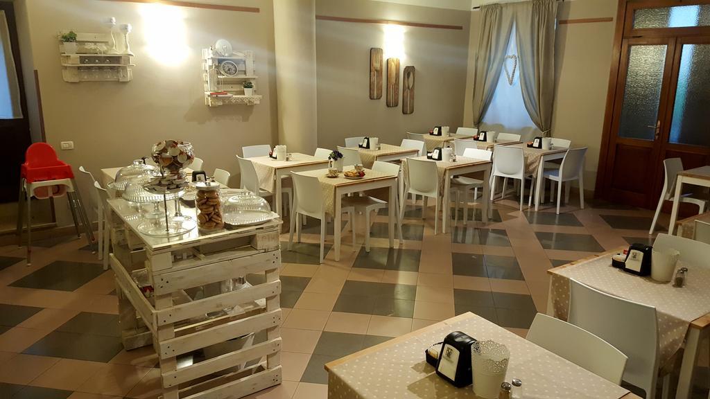 Boutique Hotel Corte Malaspina Castelnuovo del Garda Dış mekan fotoğraf