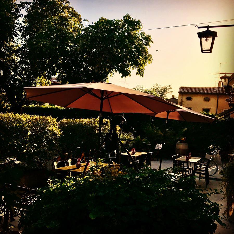 Boutique Hotel Corte Malaspina Castelnuovo del Garda Dış mekan fotoğraf
